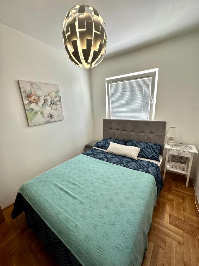 Lux Stan Na Dan Pozarevac Apartment ภายนอก รูปภาพ