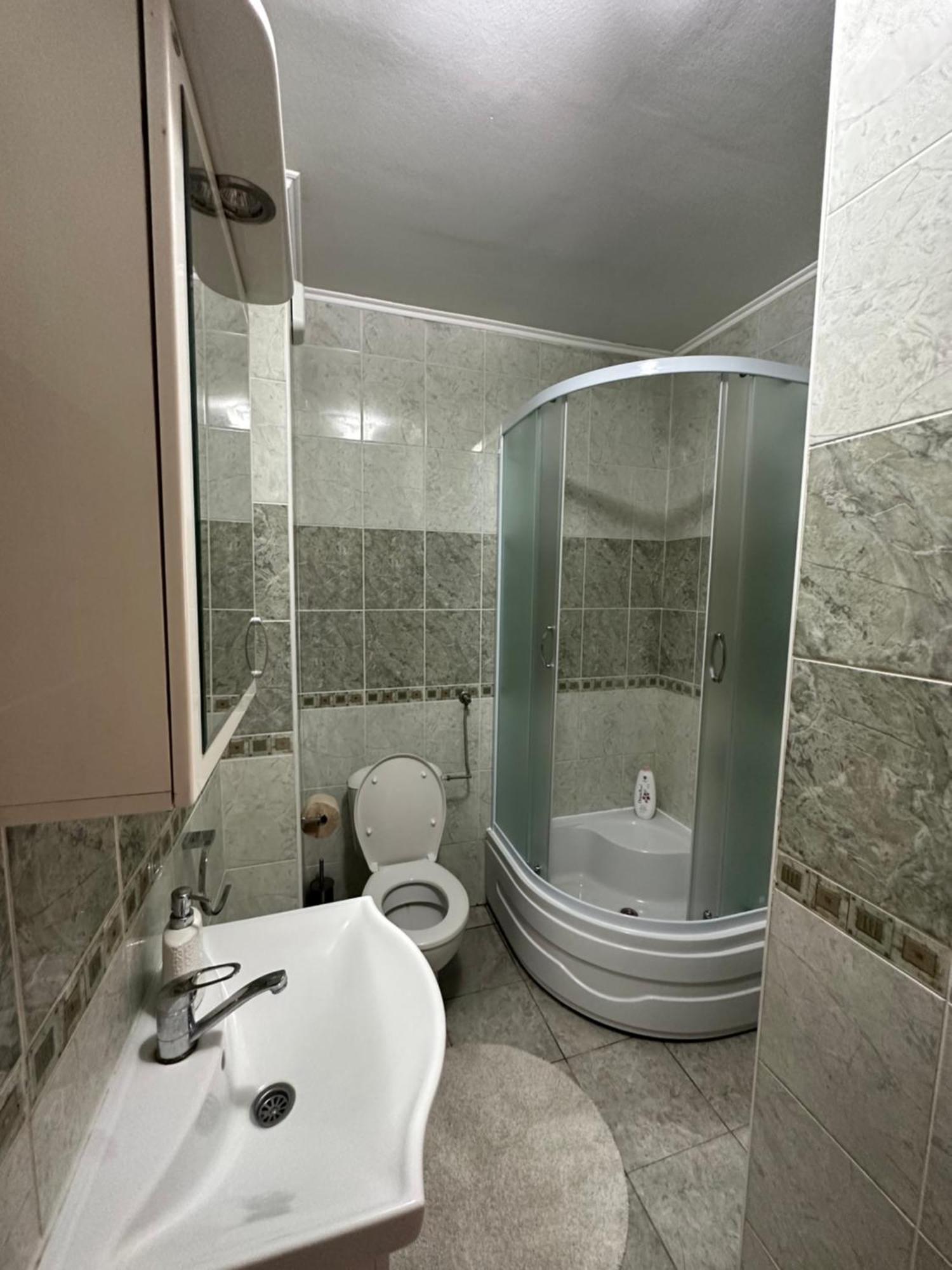 Lux Stan Na Dan Pozarevac Apartment ภายนอก รูปภาพ